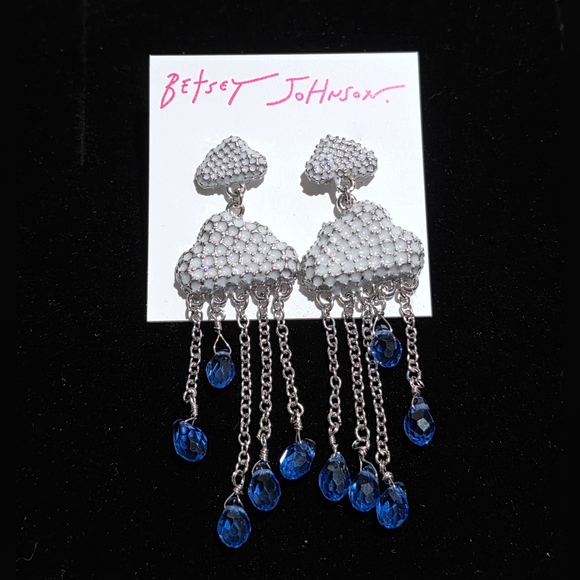 Betsey Johnson Jewelry - NWT Betsey Johnson 'Hop to it' Cloud Chandelier Earrings